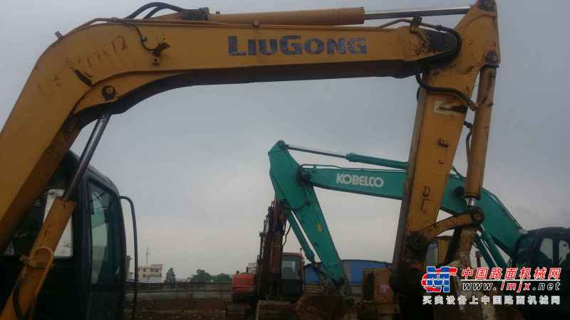 广西出售转让二手5000小时2012年柳工908D挖掘机
