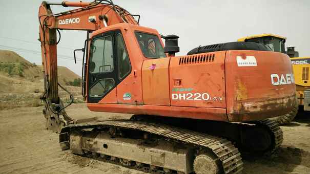 辽宁出售转让二手8653小时2009年斗山DX225LC挖掘机