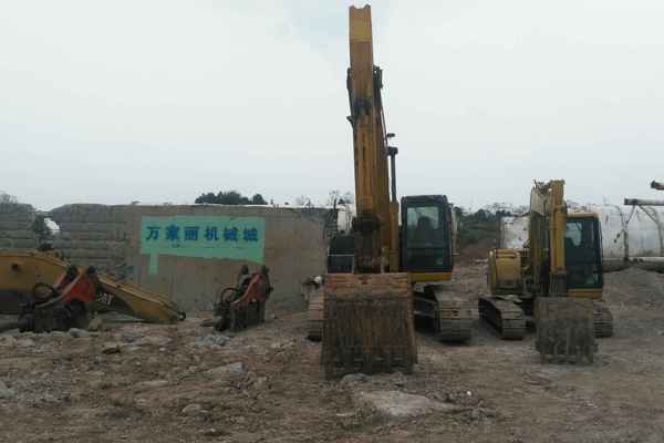 湖南出售转让二手5234小时2010年住友SH240挖掘机