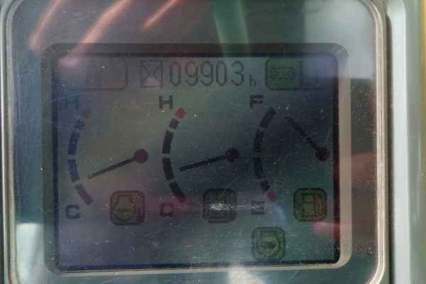 黑龙江出售转让二手9900小时2010年小松PC360挖掘机