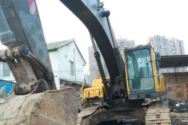 贵州出售转让二手7000小时2009年沃尔沃EC290BLC挖掘机