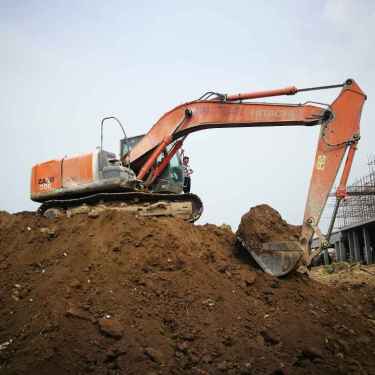 江苏出售转让二手11000小时2011年日立ZX200挖掘机