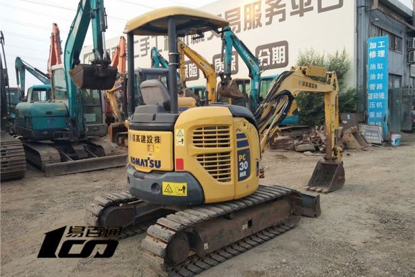 北京出售转让二手5527小时2007年小松PC30MR-3挖掘机