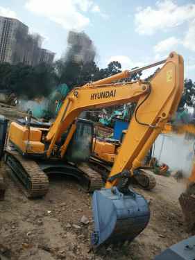 云南出售转让二手35小时2015年现代R225LC挖掘机