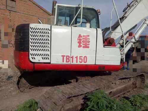 黑龙江出售转让二手9800小时2010年竹内TB135挖掘机