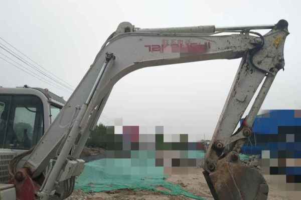 甘肃出售转让二手3000小时2014年竹内TB175C挖掘机