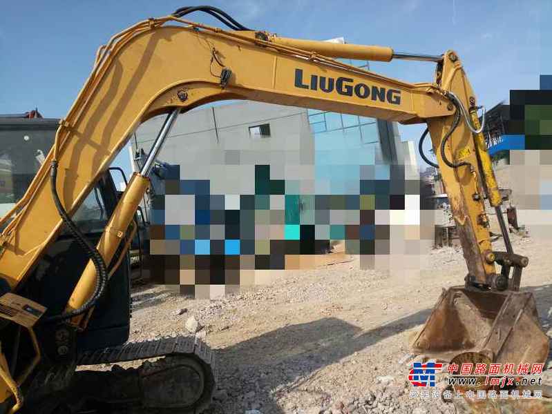 贵州出售转让二手6767小时2011年柳工908C挖掘机
