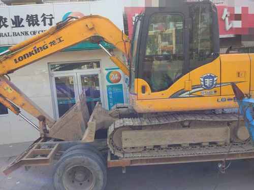 山东出售转让二手4200小时2013年龙工LG6075挖掘机