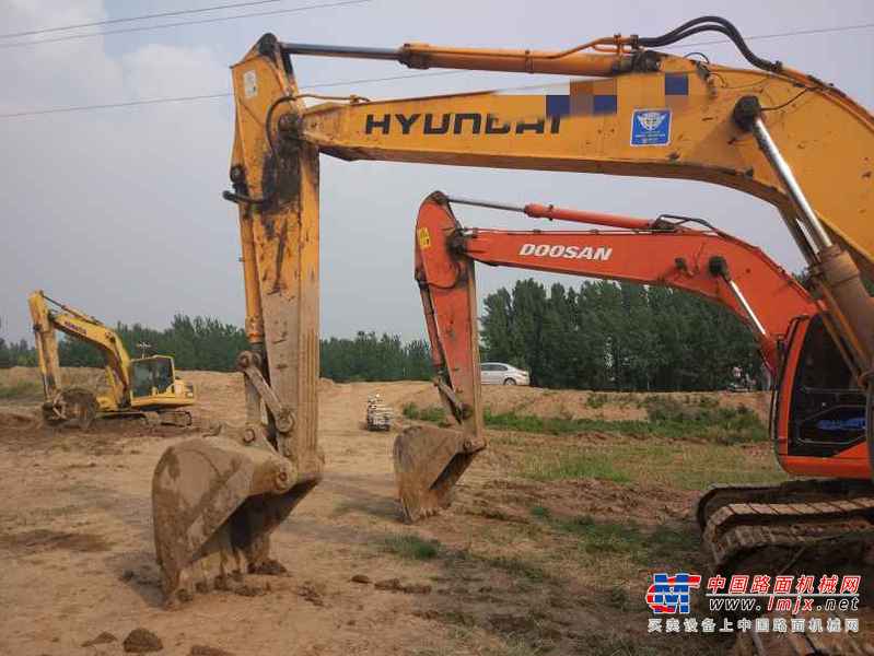 山东出售转让二手9600小时2008年现代R215挖掘机