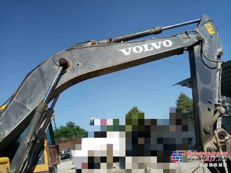 贵州出售转让二手7805小时2010年沃尔沃EC210B挖掘机