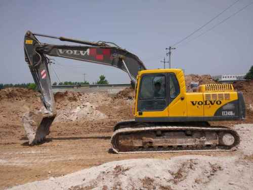 山东出售转让二手8000小时2008年沃尔沃EC210BLC挖掘机