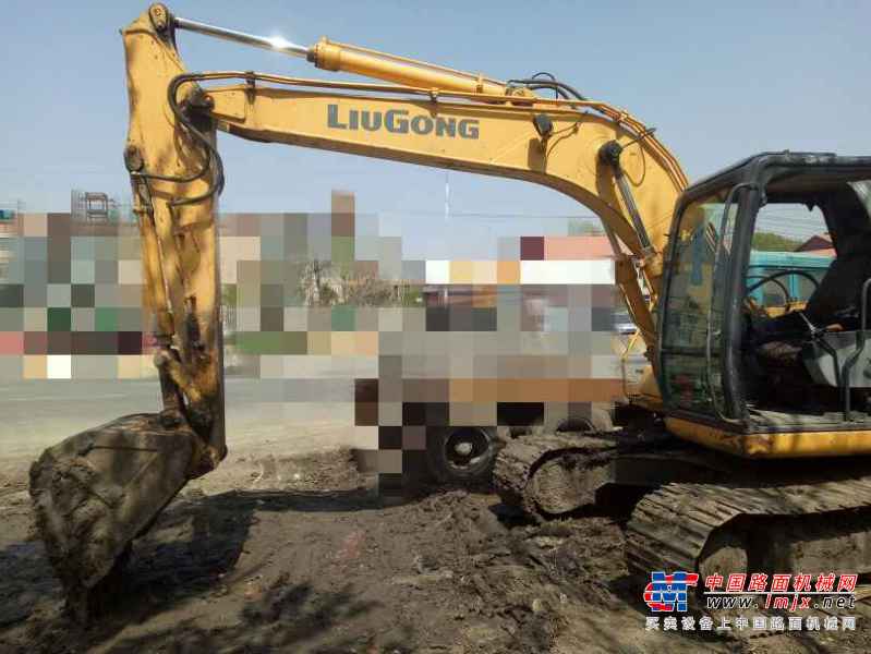 黑龙江出售转让二手7600小时2010年柳工CLG915C挖掘机