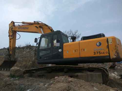 山东出售转让二手9200小时2010年现代R335LC挖掘机