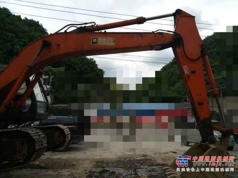 贵州出售转让二手7444小时2004年日立EX200LC挖掘机