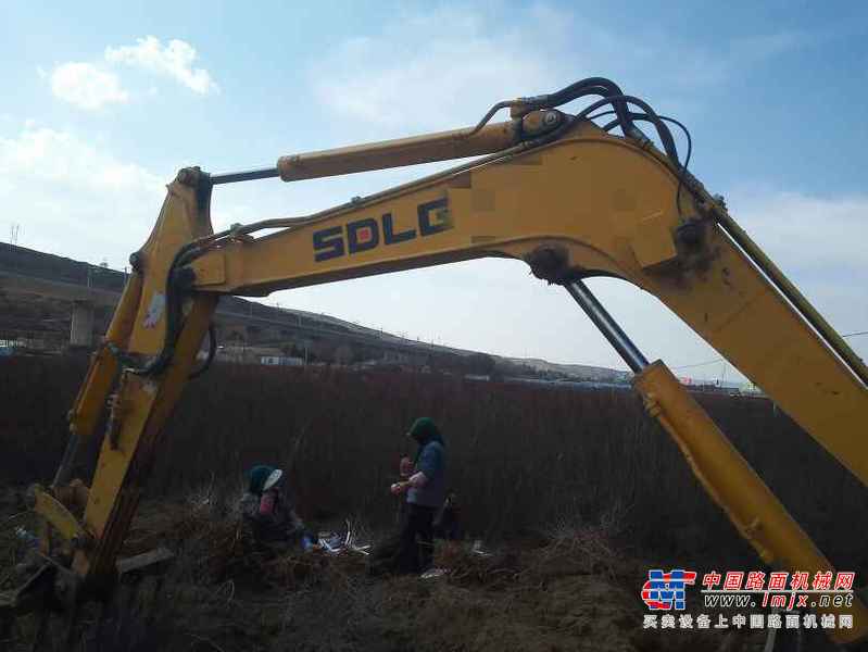 甘肃出售转让二手4000小时2013年临工LG660挖掘机