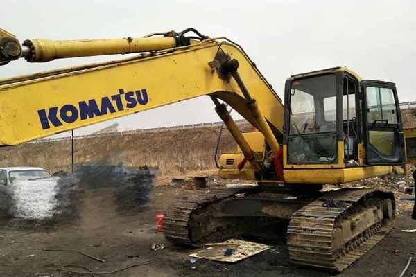 辽宁出售转让二手15000小时2007年小松PC220挖掘机