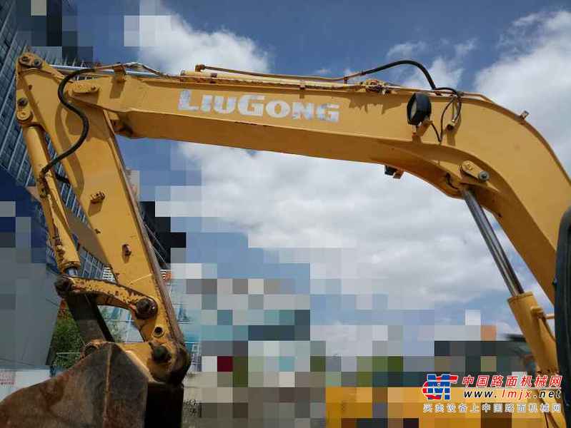 贵州出售转让二手7548小时2010年柳工CLG908D挖掘机