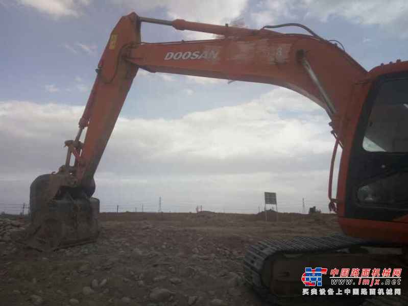 内蒙古出售转让二手16000小时2008年斗山DH220LC挖掘机