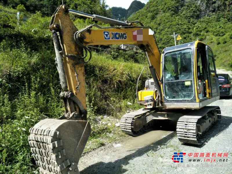 重庆出售转让二手3400小时2014年徐工XE85C挖掘机