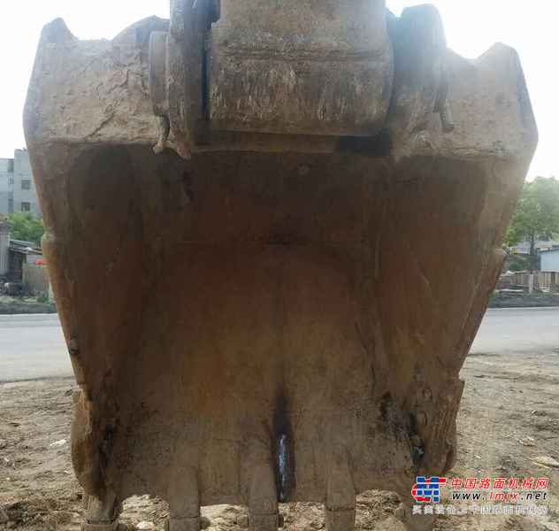 贵州出售转让二手6800小时2009年柳工205C挖掘机