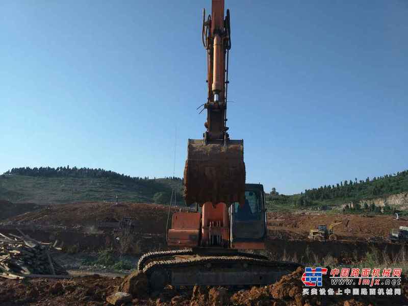山东出售转让二手7000小时2010年威克特V322挖掘机