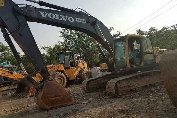 四川出售转让二手9000小时2010年沃尔沃EC290BLC挖掘机