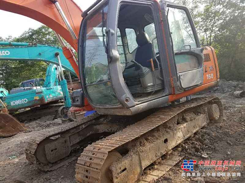 四川出售转让二手5500小时2013年日立ZX120挖掘机