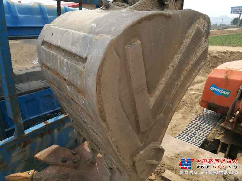 辽宁出售转让二手8100小时2009年斗山DH70挖掘机
