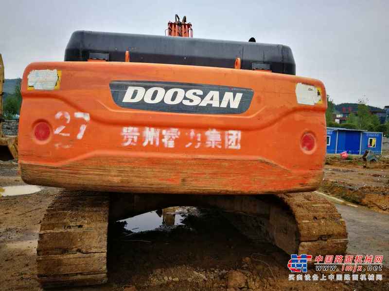 贵州出售转让二手11063小时2010年斗山DX260LC挖掘机
