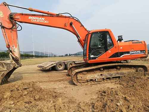 安徽出售转让二手10000小时2010年斗山DH220LC挖掘机