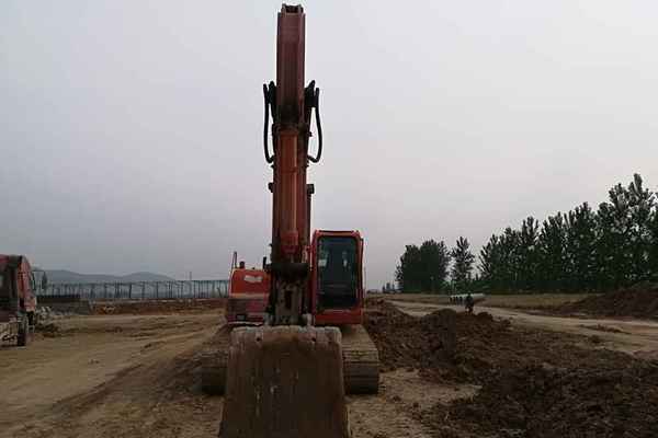 安徽出售转让二手10000小时2010年斗山DH220LC挖掘机