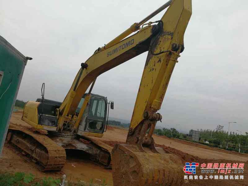 河南出售转让二手7000小时2010年住友SH240挖掘机