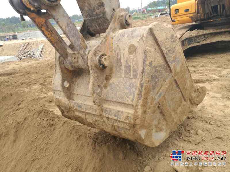 山东出售转让二手8523小时2006年现代R225挖掘机