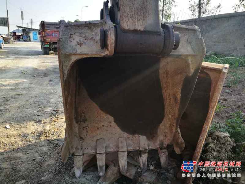贵州出售转让二手13569小时2006年日立EX200挖掘机