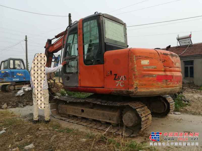 江苏出售转让二手17000小时2010年日立ZX70挖掘机