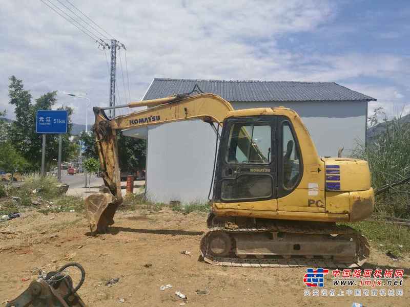云南出售转让二手10230小时2006年小松PC60挖掘机