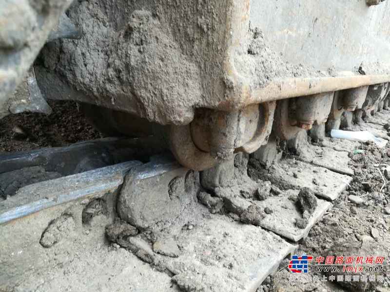 黑龙江出售转让二手9800小时2011年日立ZX360H挖掘机