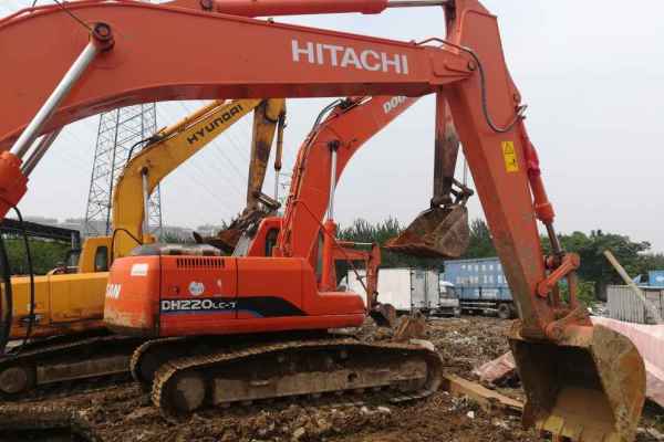 江苏出售转让二手3000小时2007年日立ZX200挖掘机