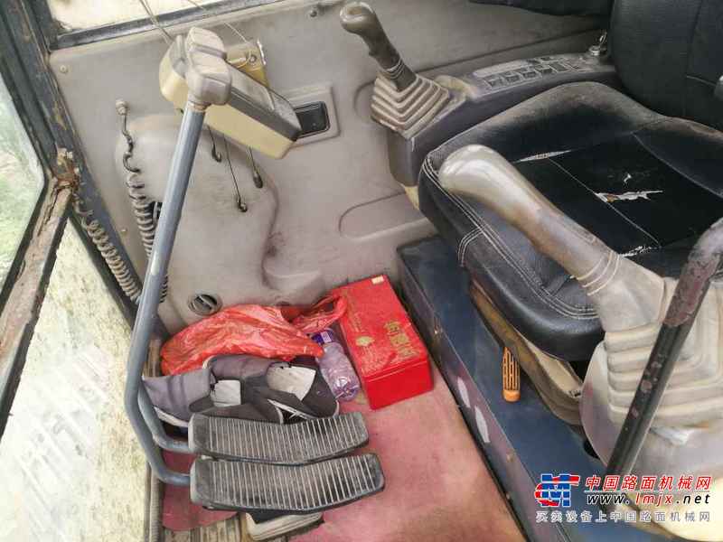 江苏出售转让二手13000小时2009年徐工XE80挖掘机