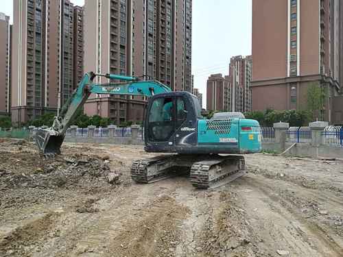 安徽出售转让二手7500小时2011年神钢SK140LC挖掘机