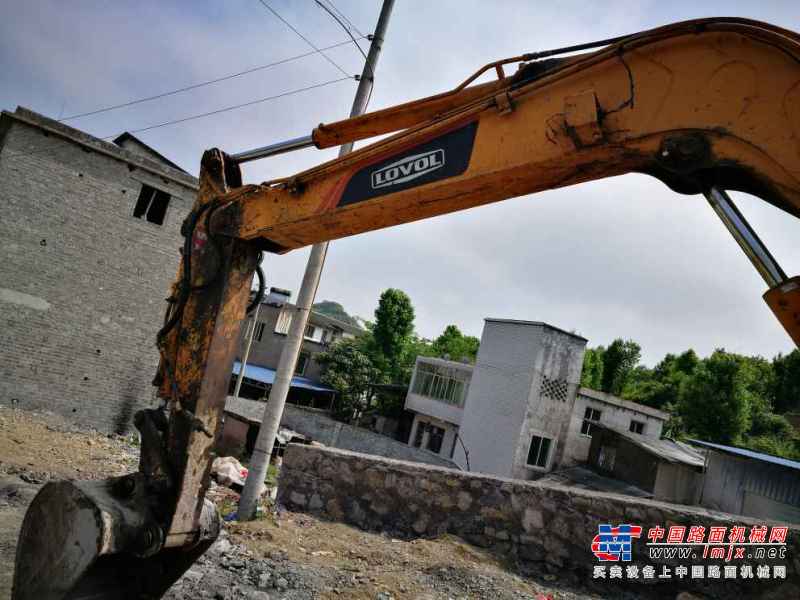 贵州出售转让二手12384小时2011年福田雷沃FR85挖掘机