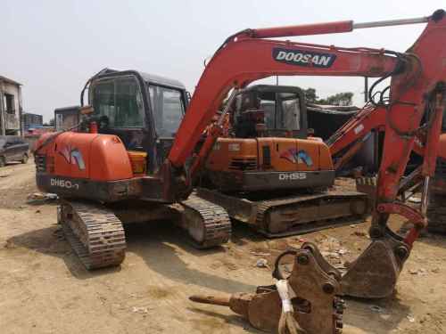 江苏出售转让二手10000小时2010年斗山DH60挖掘机