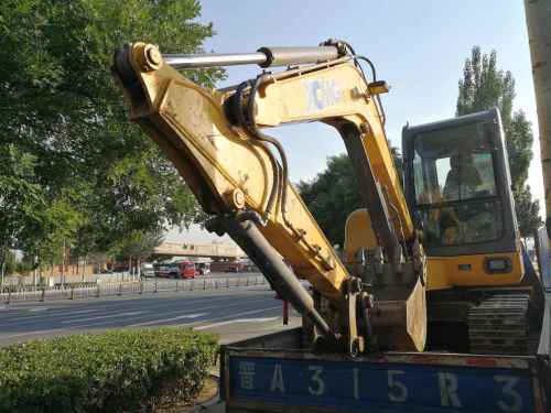 山西出售转让二手3000小时2013年徐工XE60CA挖掘机