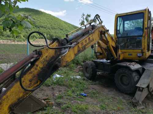 辽宁出售转让二手6000小时2010年犀牛重工XNW51360挖掘机