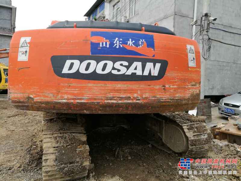 湖北出售转让二手11000小时2008年斗山DH220LC挖掘机