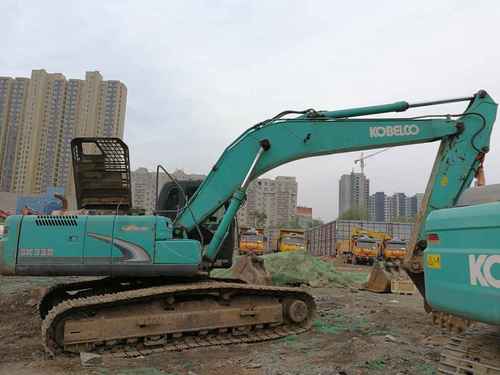 陕西出售转让二手7000小时2012年神钢SK260LC挖掘机