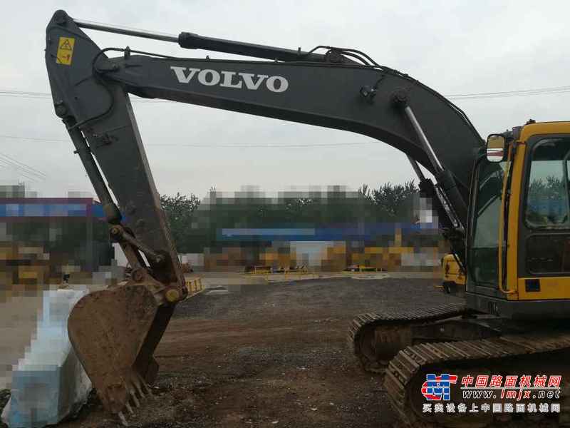 陕西出售转让二手5792小时2011年沃尔沃EC210BLR挖掘机