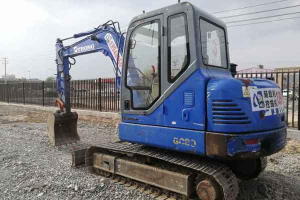内蒙古出售转让二手5000小时2012年山重建机GC60挖掘机