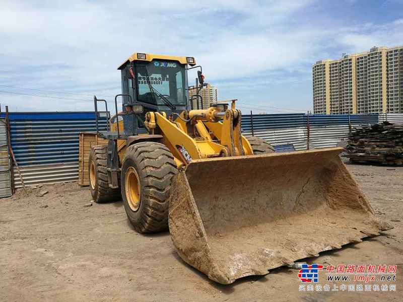 山西出售转让二手6500小时2011年徐工XE500C挖掘机