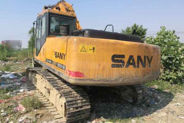 江苏出售转让二手11000小时2010年三一重工SY215C挖掘机